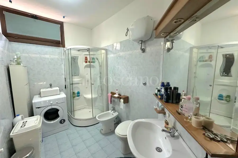 Villa Plurifamiliare in vendita di 200 mq a €430.000 (rif. 20/2026)