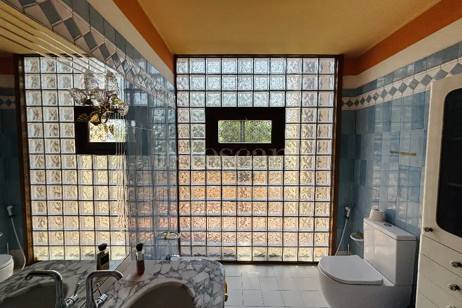 Villa in vendita di 385 mq a €880.000 (rif. 39/2026)