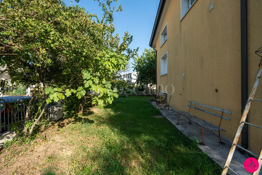 Villa in vendita di 265 mq a €359.000 (rif. 136/2026)