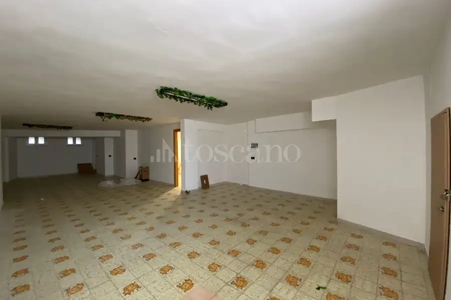 Villa in vendita di 260 mq a €330.000 (rif. 42/2026)