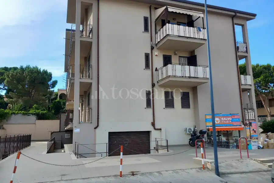 Negozio in vendita di 63 mq a €99.000 (rif. 15/2026)