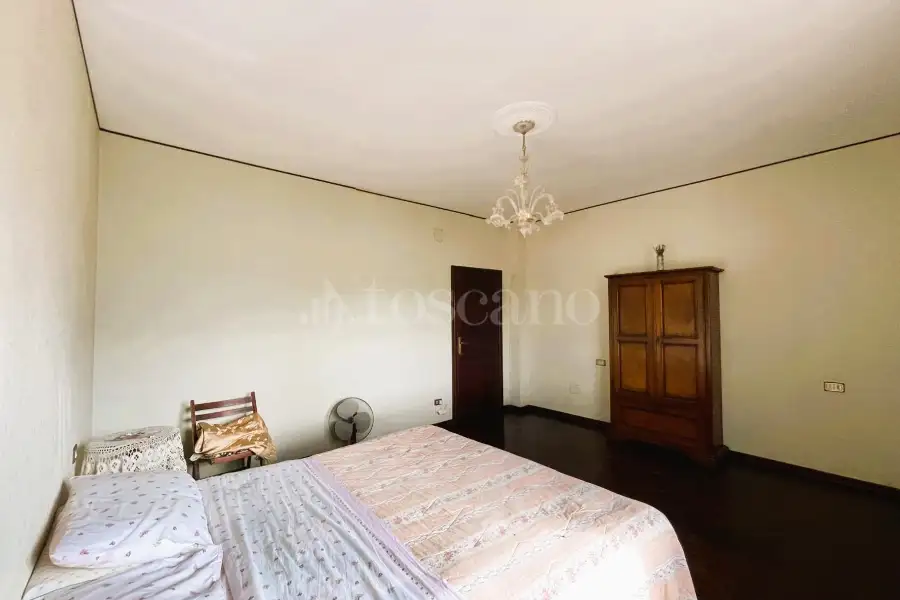 Villa in vendita di 305 mq a €650.000 (rif. 12/2025)