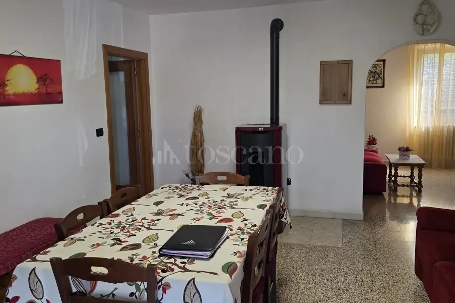 Casale in vendita di 300 mq a €200.000 (rif. 21/2026)