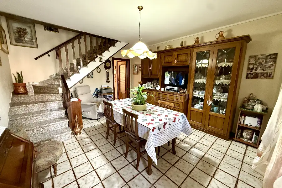 Casa Indipendente in vendita di 166 mq a €215.000 (rif. 18/2026)