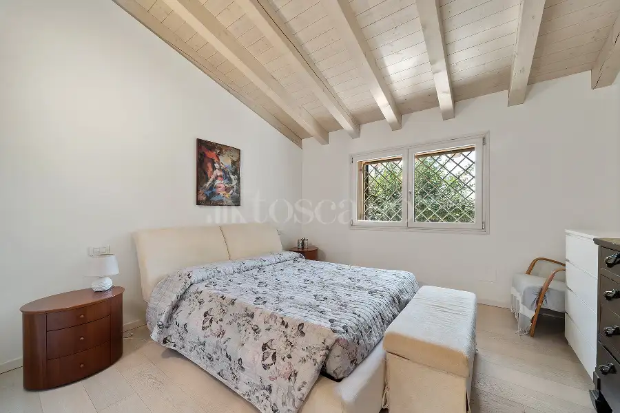 Villa in vendita di 350 mq a €970.000 (rif. 41/2026)