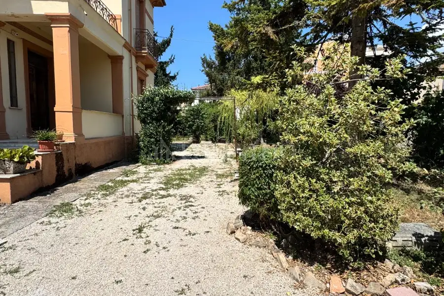 Villa in vendita di 413 mq a €700.000 (rif. 94/2025)