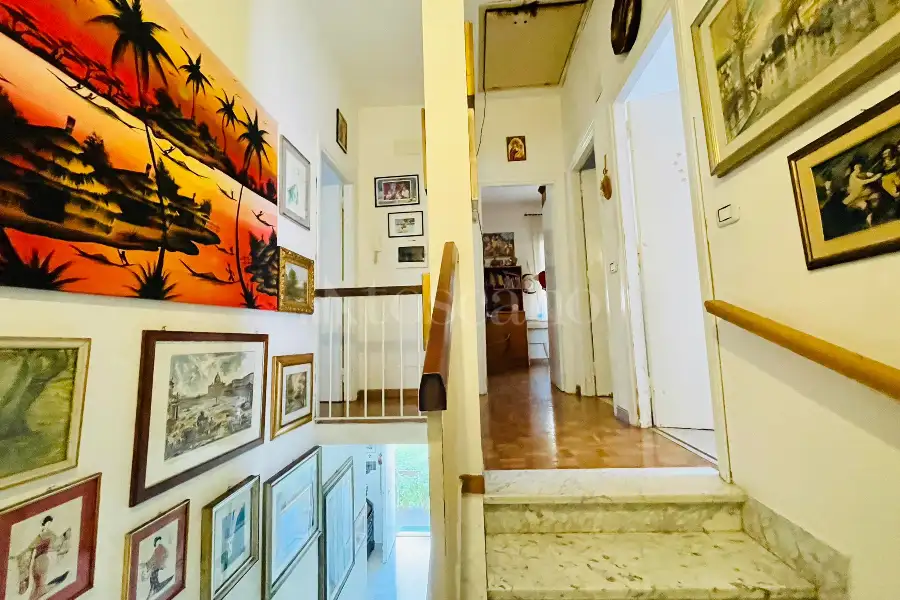 Villa in vendita di 337 mq a €719.000 (rif. 51/2025)