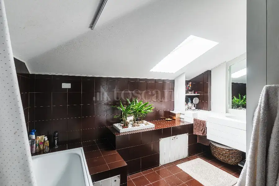 Superattico in vendita di 250 mq a €490.000 (rif. 66/2025)