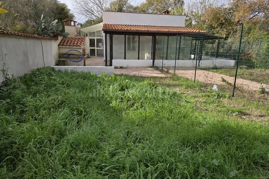 Villa Bifamiliare in vendita di 40 mq a €85.000 (rif. 46/2024)