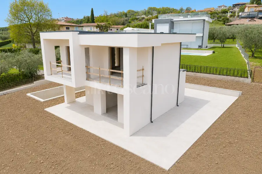 Villa in vendita di 350 mq a €1.100.000 (rif. 26/2025)