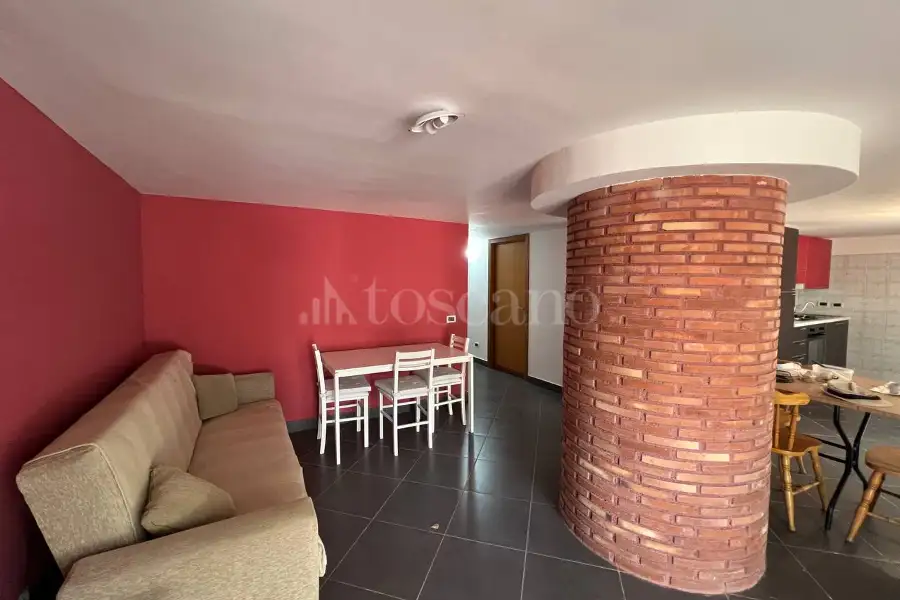 Villa in vendita di 396 mq a €445.000 (rif. 168/2025)