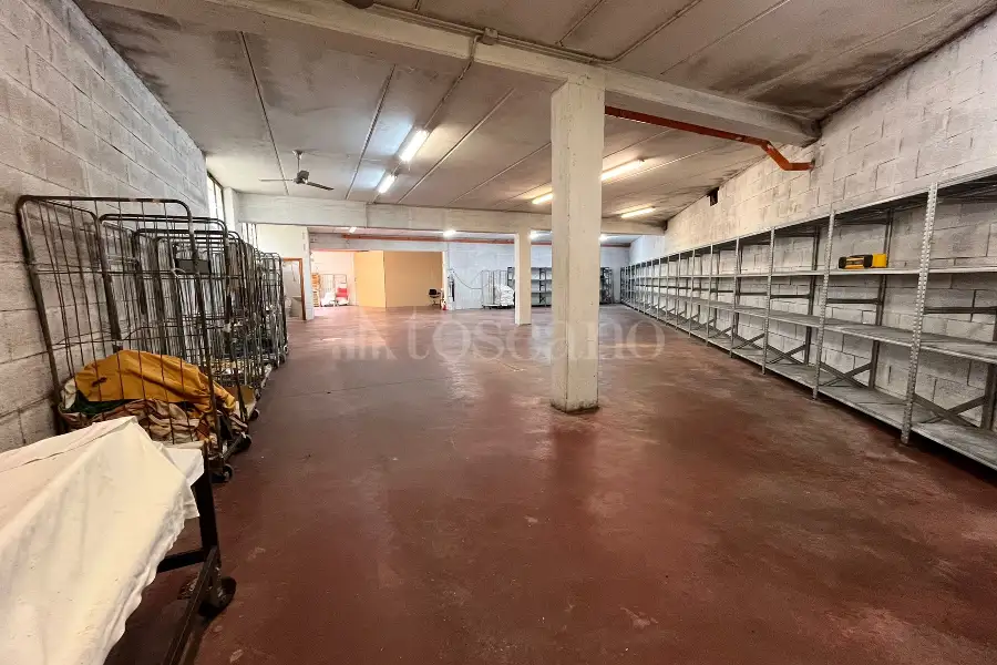 Magazzino in vendita di 280 mq a €145.000 (rif. 89/2025)