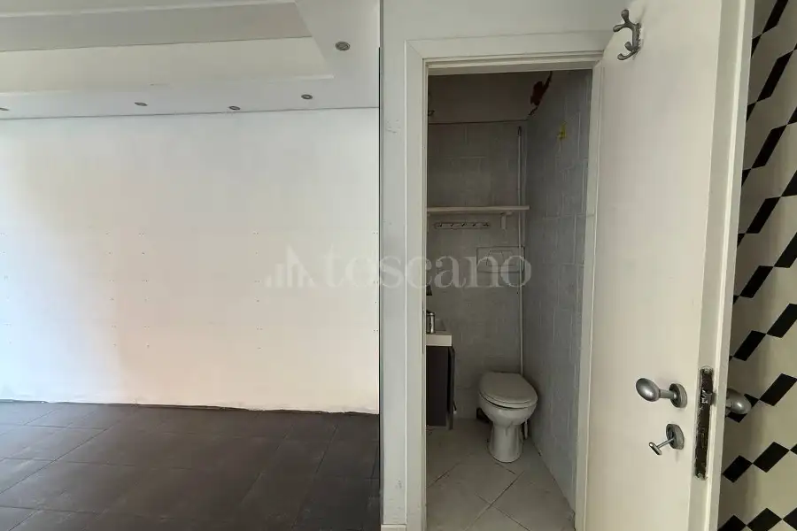 Negozio in vendita di 30 mq a €195.000 (rif. 27/2026)