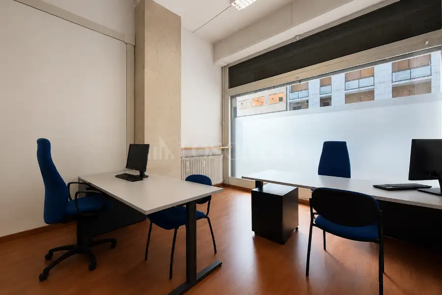 Negozio in vendita di 100 mq a €530.000 (rif. 66/2026)