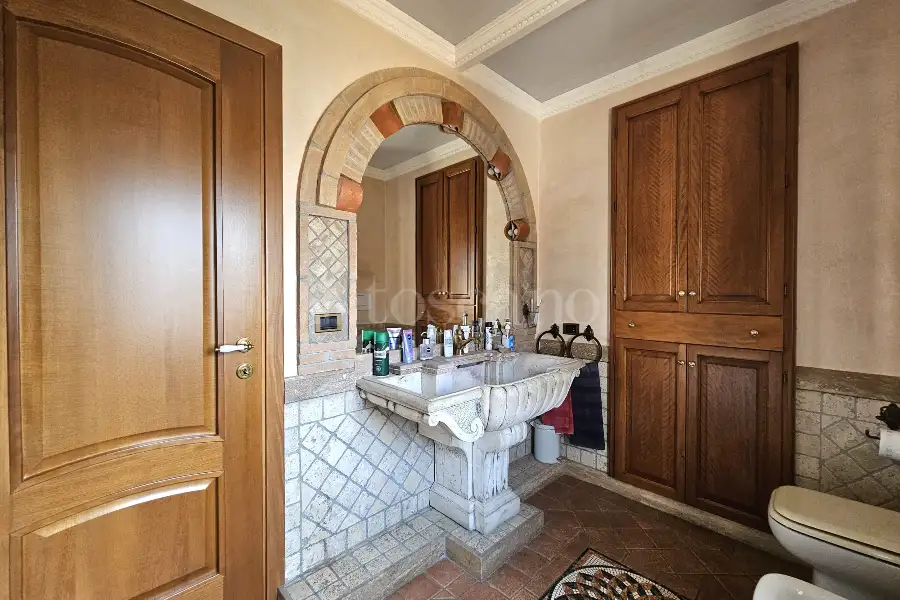 Villa Bifamiliare in vendita di 150 mq a €250.000 (rif. 91/2025)