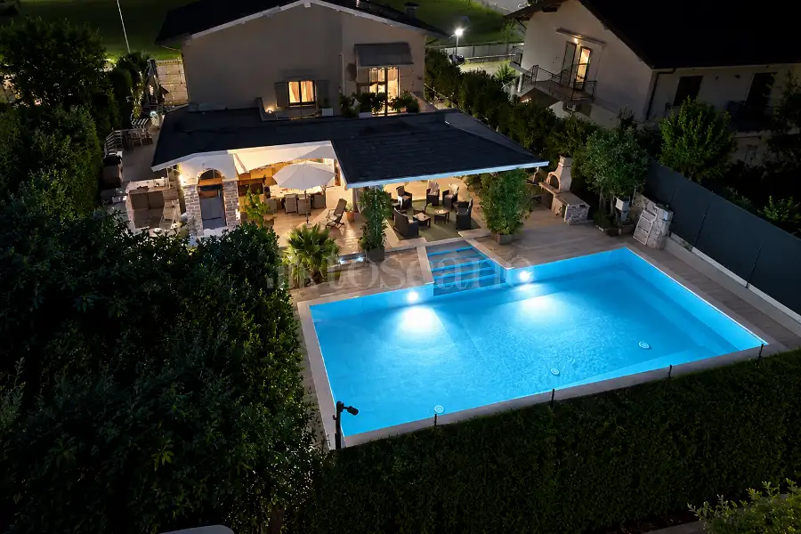 Villa in vendita di 300 mq a €1.250.000 (rif. 28/2026)