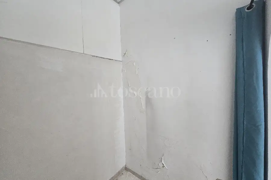Negozio in vendita di 46 mq a €37.000 (rif. 38/2026)