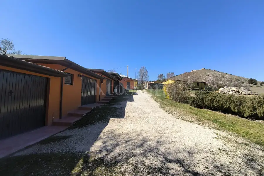 Villa in vendita di 550 mq a €890.000 (rif. 17/2025)