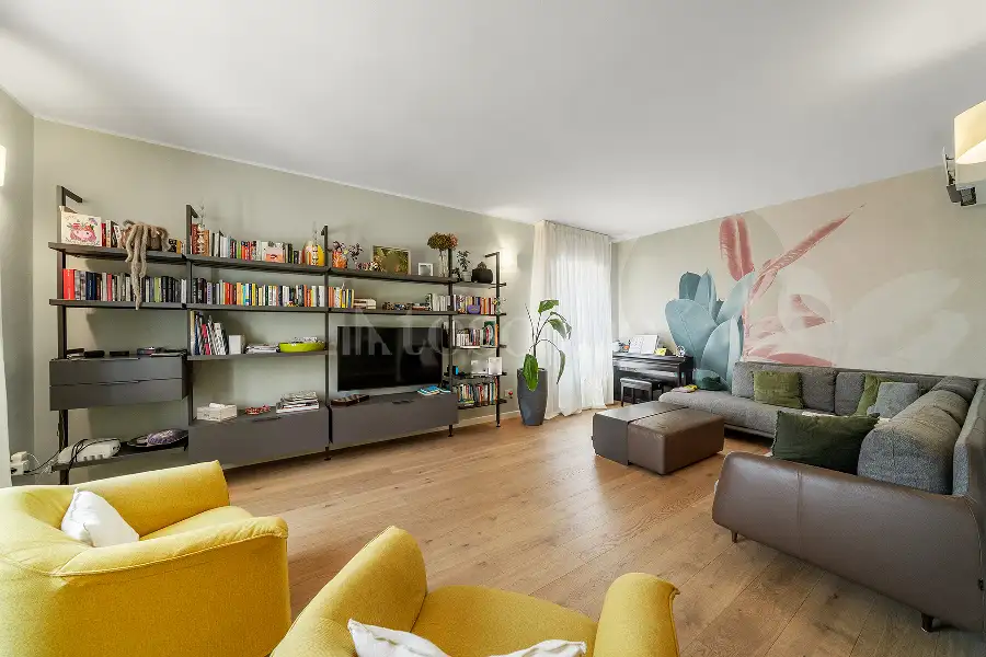 Villa in vendita di 300 mq a €525.000 (rif. 53/2026)