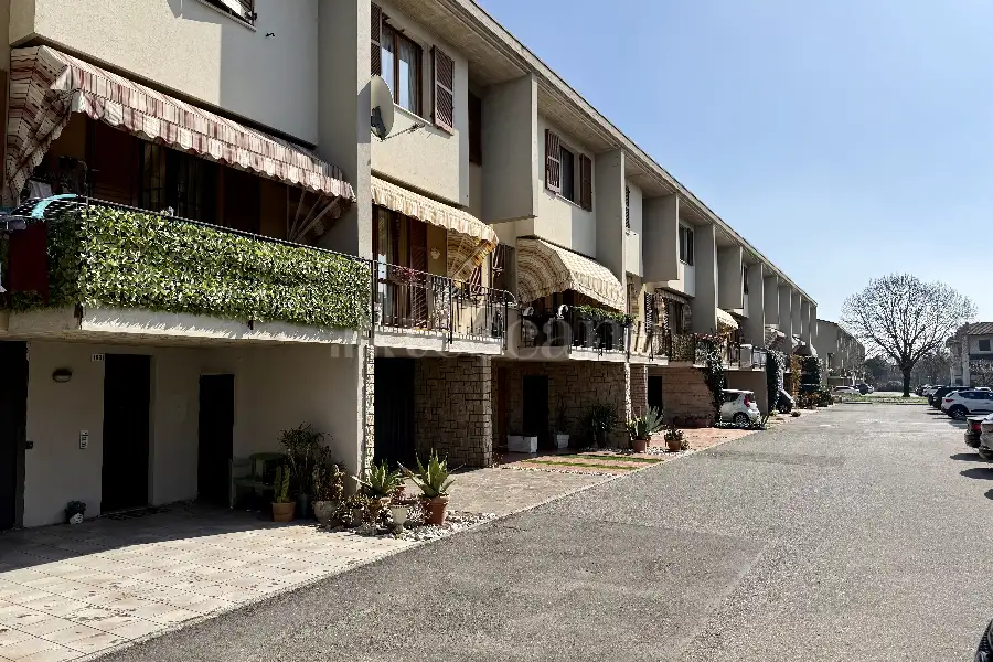 Villino a Schiera in vendita di 150 mq a €299.000 (rif. 6/2026)