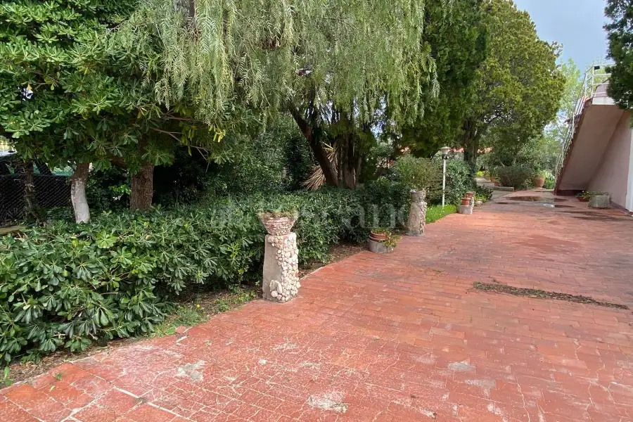 Casa Indipendente in vendita di 86 mq a €88.000 (rif. 35/2026)