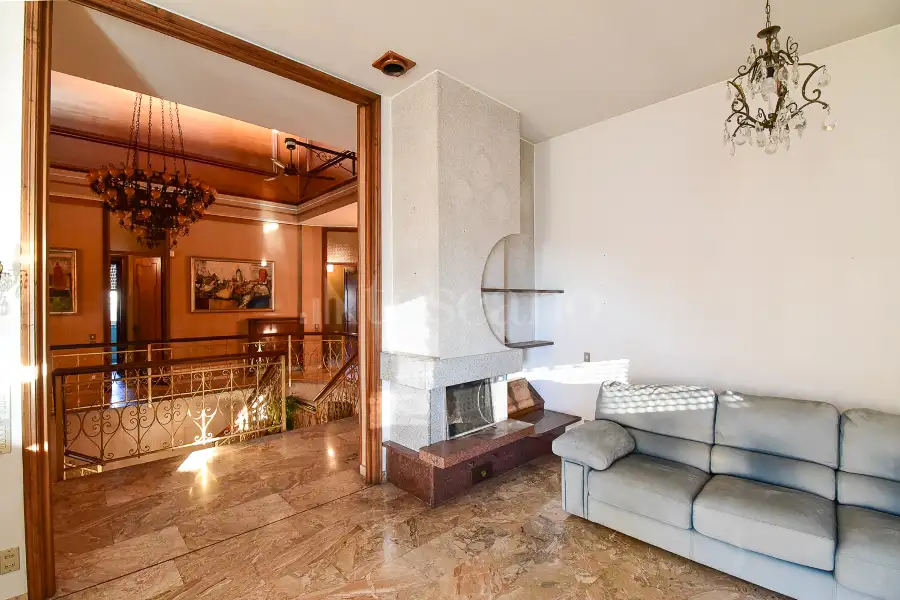 Villa in vendita di 370 mq a €525.000 (rif. 54/2025)