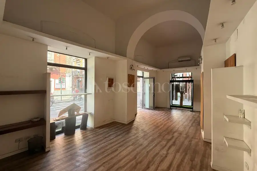 Negozio in affitto di 33 mq a €500 (rif. 18/2026)
