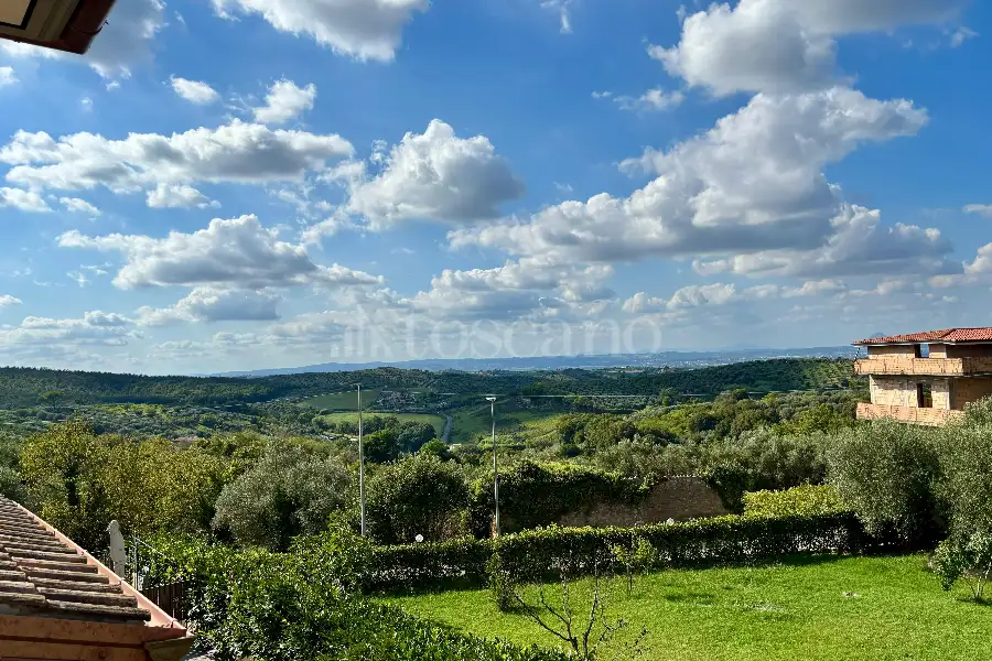 Villa Bifamiliare in vendita di 195 mq a €299.000 (rif. 70/2025)