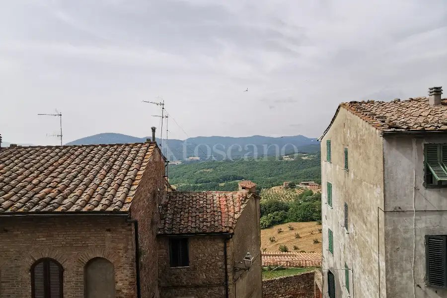 Casa in vendita di 290 mq a €200.000 (rif. 32/2022)