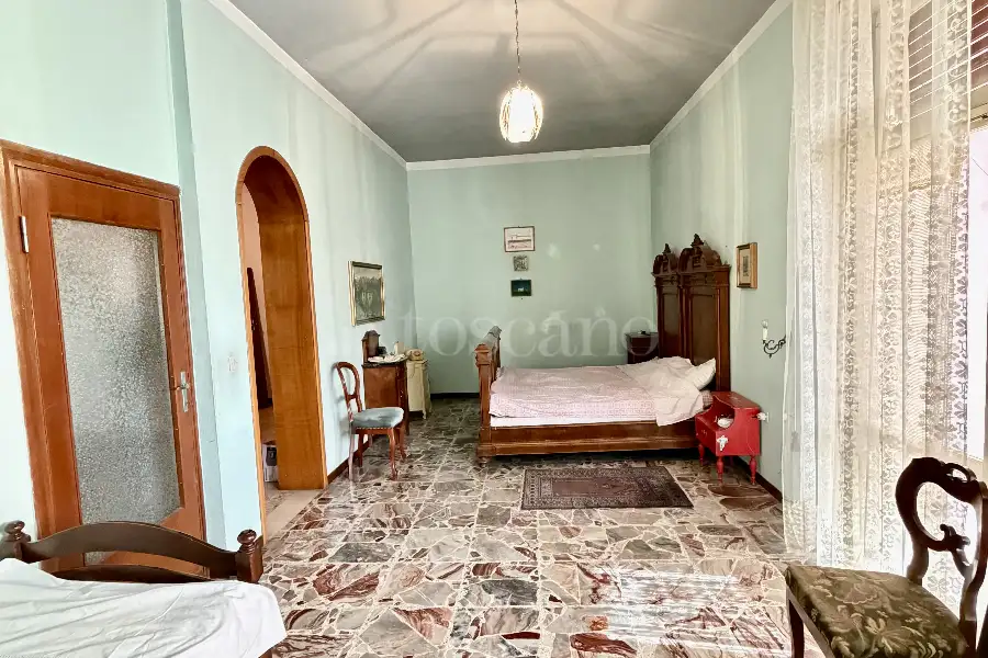 Casa Indipendente in vendita di 220 mq a €270.000 (rif. 3/2026)