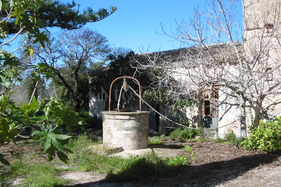 Casale in vendita di 406 mq a €660.000 (rif. 82/2026)