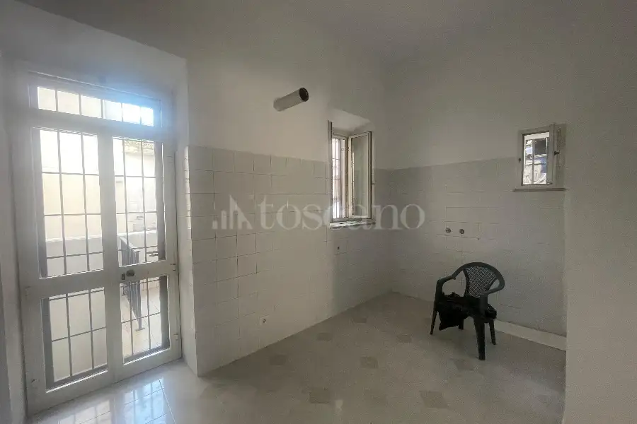 Negozio in vendita di 78 mq a €168.000 (rif. 6/2026)
