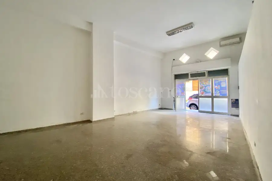 Negozio in vendita di 68 mq a €149.000 (rif. 3/2026)