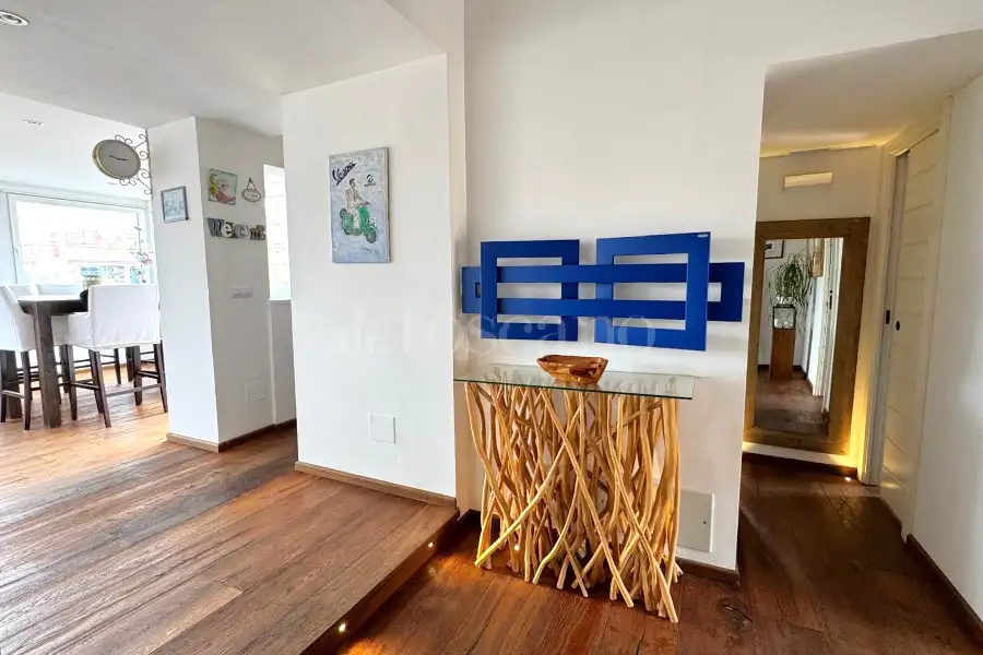 Attico in vendita di 97 mq a €325.000 (rif. 34/2026)