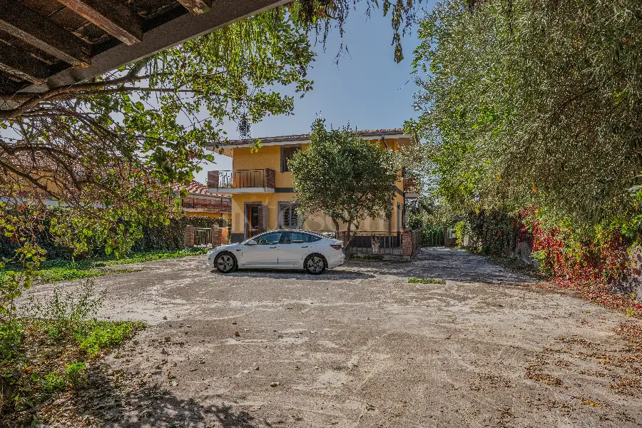 Villa in vendita di 220 mq a €375.000 (rif. 114/2023)
