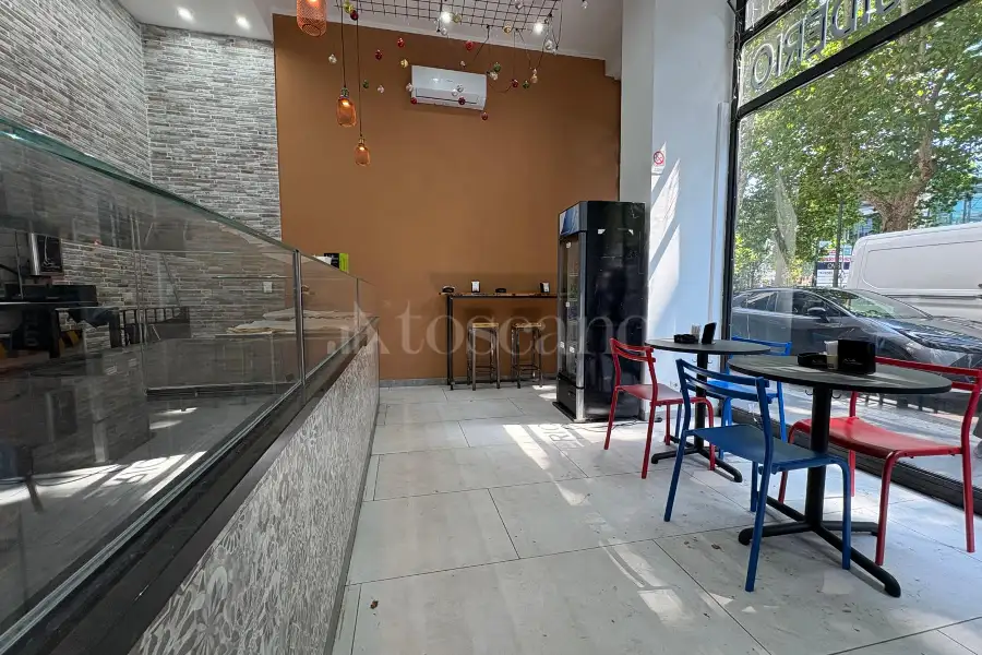 Negozio in vendita di 45 mq a €235.000 (rif. 60/2025)