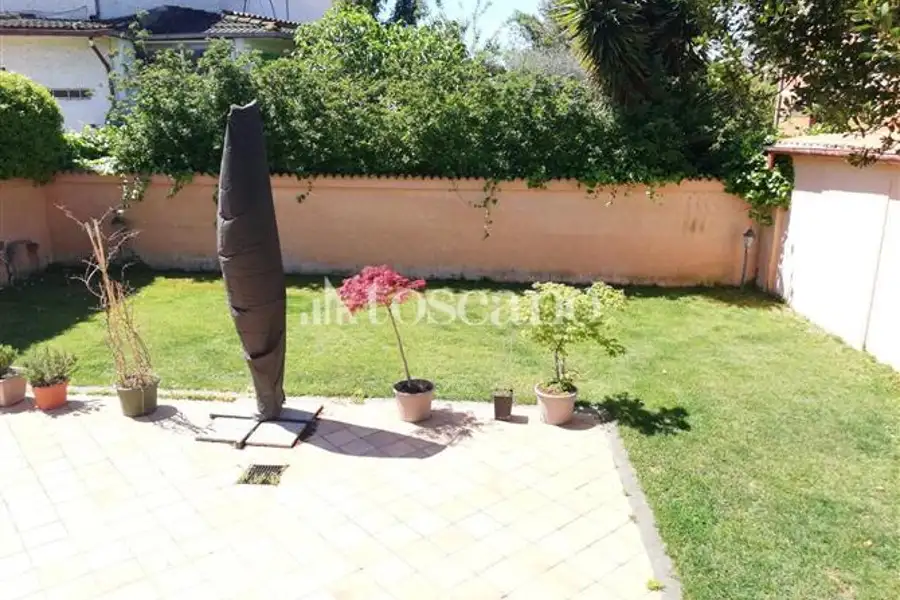 Villa Plurifamiliare in vendita di 160 mq a €359.000 (rif. 43/2026)