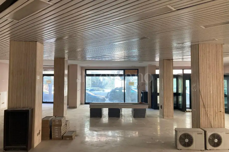 Negozio in affitto di 500 mq a €4.000 (rif. 27/2025)