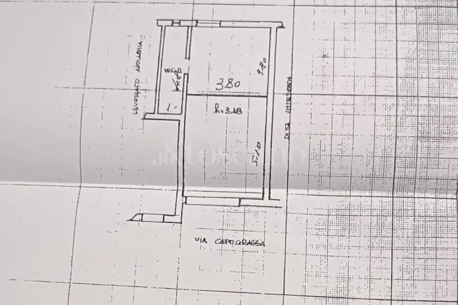 Negozio in vendita di 44 mq a €45.000 (rif. 83/2024)