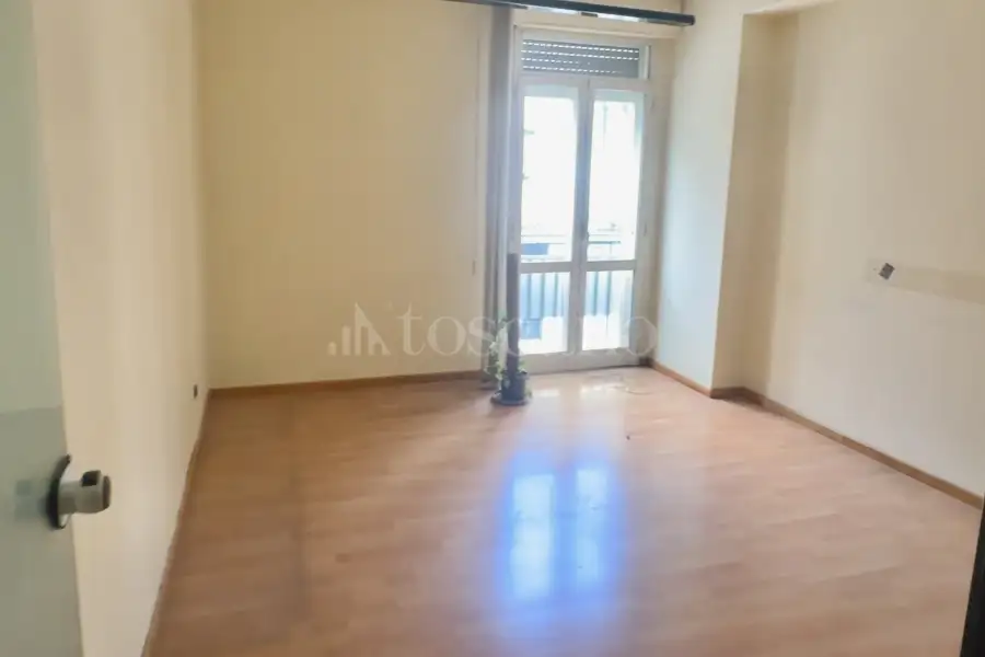 Ufficio in affitto di 90 mq a €750 (rif. 1/2025)