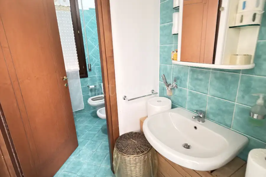 Negozio in vendita di 40 mq a €95.000 (rif. 13/2026)