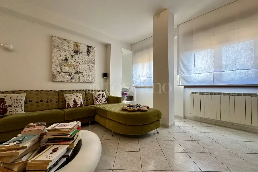 Attico in vendita di 180 mq a €389.000 (rif. 76/2026)
