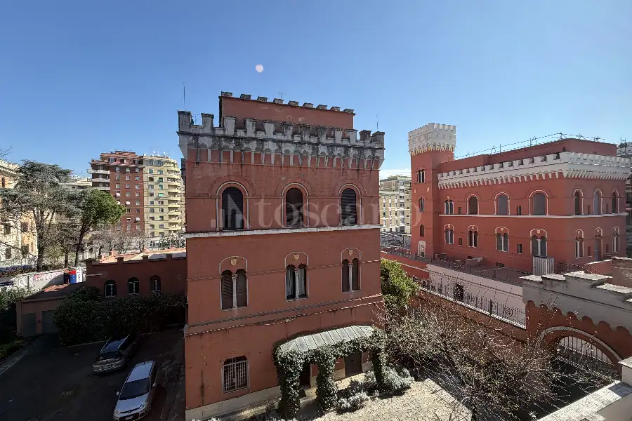 Palazzo in affitto di 600 mq a €16.000 (rif. 24/2025)