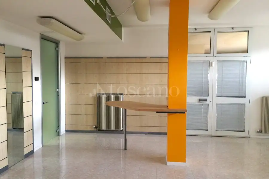 Ufficio in vendita di 100 mq a €180.000 (rif. 1/2024)