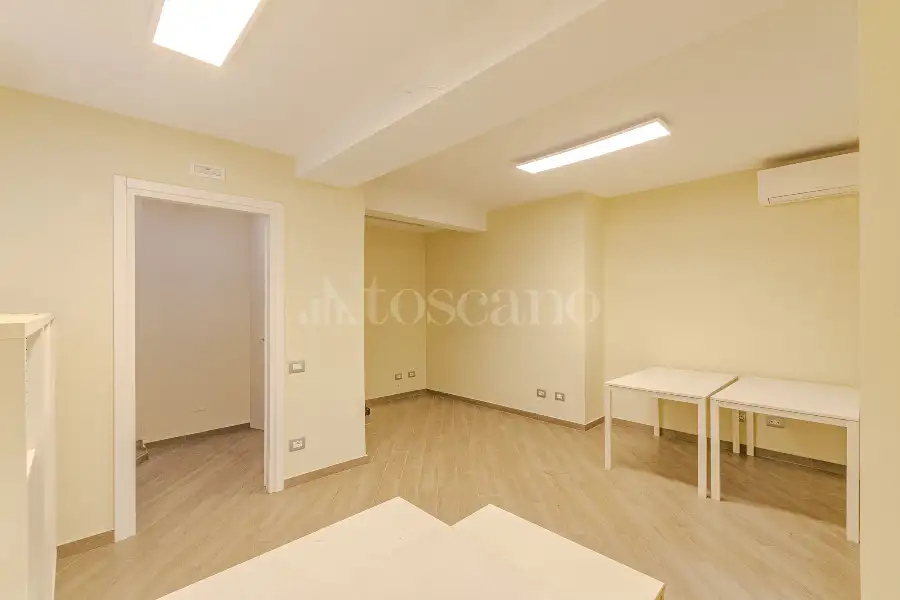 Ufficio in vendita di 70 mq a €275.000 (rif. 24/2026)