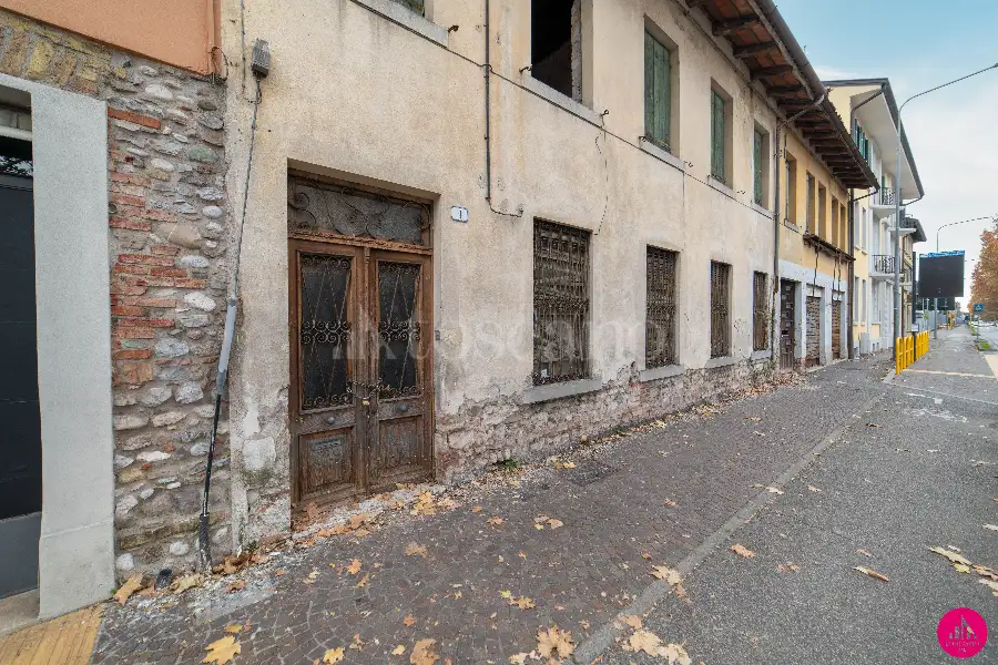 Rustico in vendita di 180 mq a €139.000 (rif. 49/2024)