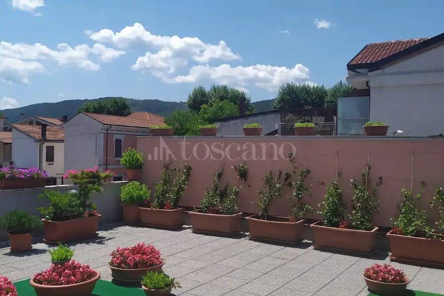 Casa in vendita di 230 mq a €450.000 (rif. 49/2026)