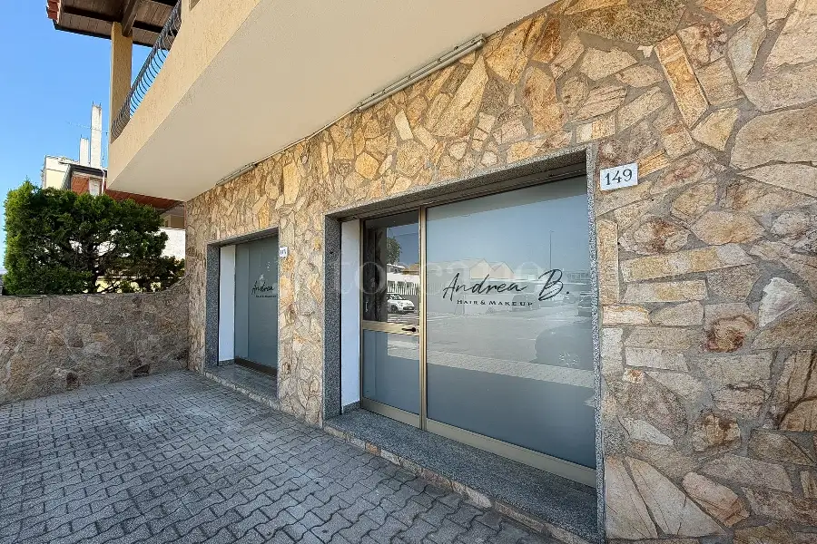 Attività Commerciale in vendita di 100 mq a €25.000 (rif. 31/2026)
