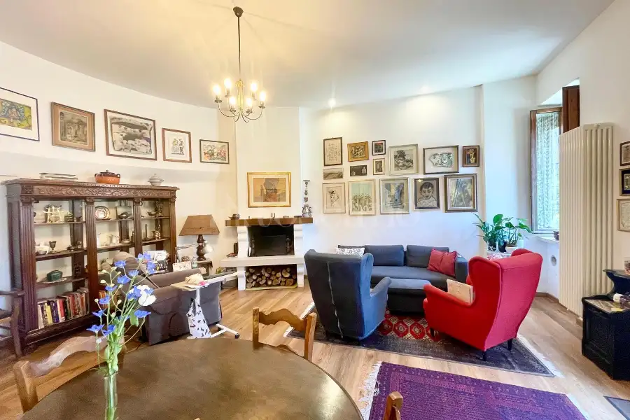 Casa Indipendente in vendita di 227 mq a €459.000 (rif. 28/2026)