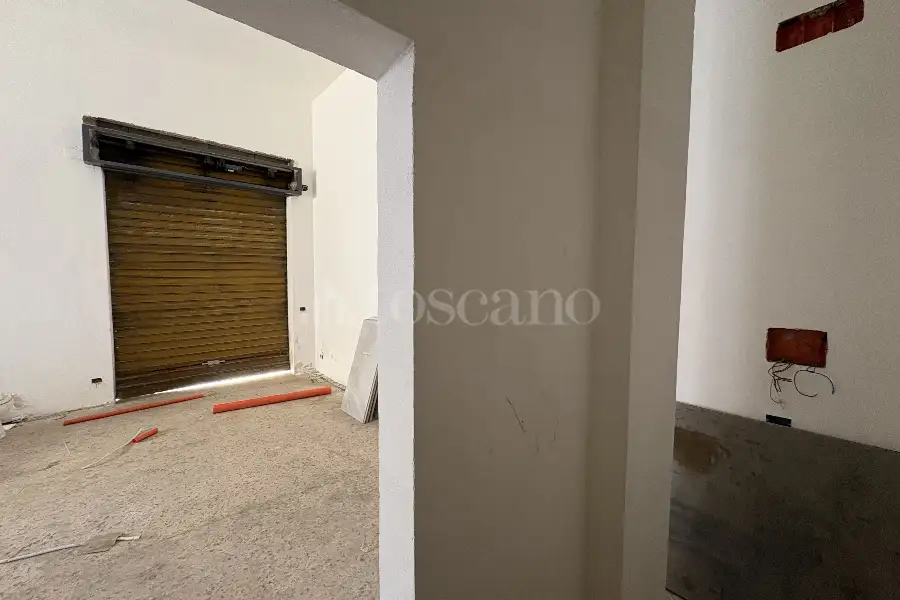 Negozio in vendita di 67 mq a €70.000 (rif. 17/2026)